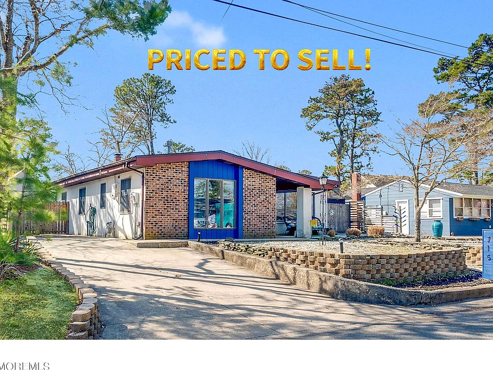 1st image of 715 Tampa Road