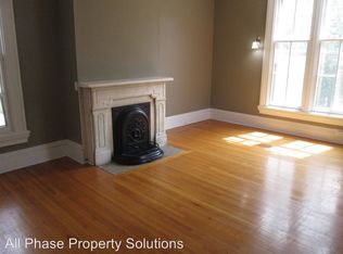 1403 1/2 Hampshire St, Quincy, IL 62301
