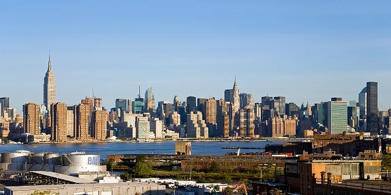 Rented by LCOR (Property Manager) | media 33