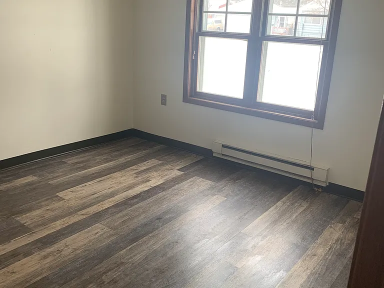 930 Iowa Ave #8 — Photo 4