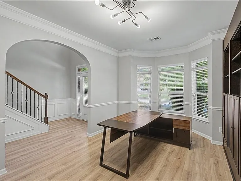 8757 Danley Dr — Photo 12