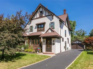 34 Navarre Rd, Rochester, NY 14621