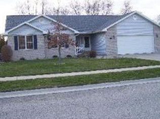 731 Hanson Dr, Watseka, IL 60970