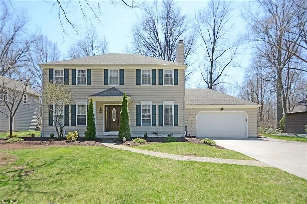 32315 Stoney Brook Dr photo 1