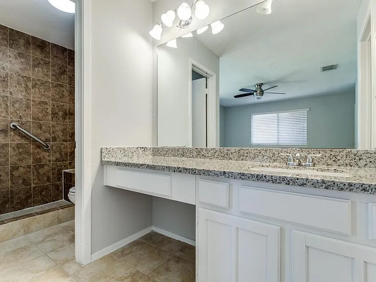 7218 Ridgeberry Dr — Photo 20