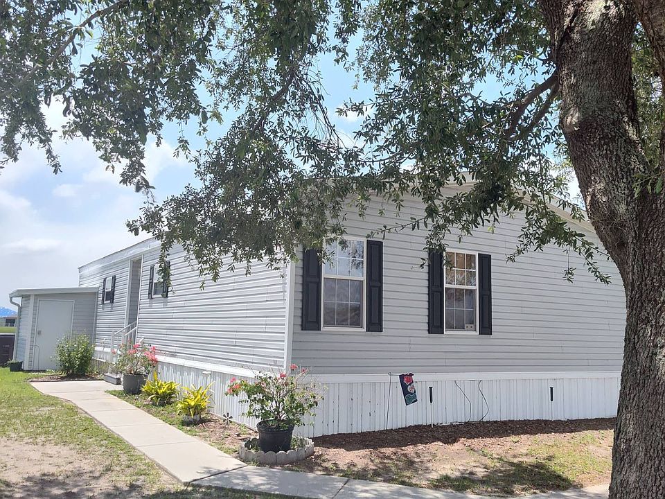 1st image of 3824 Covington Dr