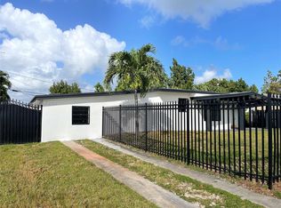 11821 SW 177th Ter, Miami, FL 33177