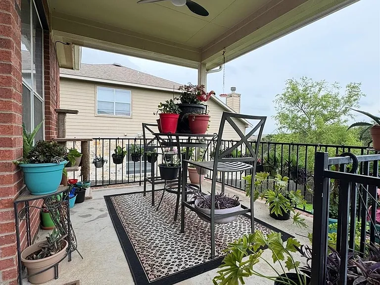 372 Limestone Trl — Photo 17