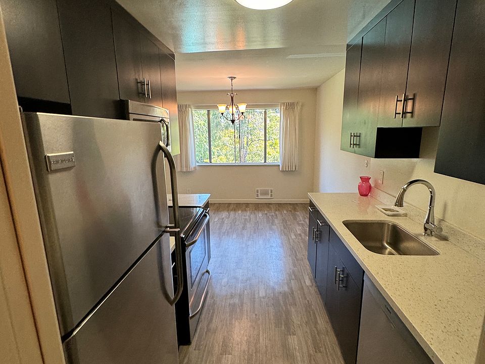 1st image of 3820 Park Blvd #22