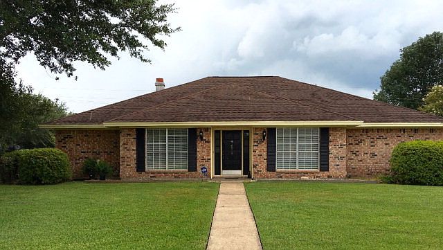1st image of 6915 Glen Willow Dr