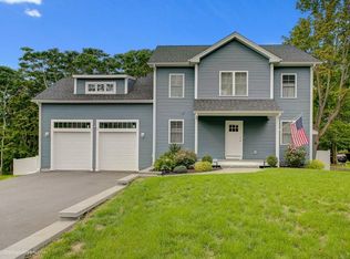 3 Rego Ave, Bristol, RI 02809