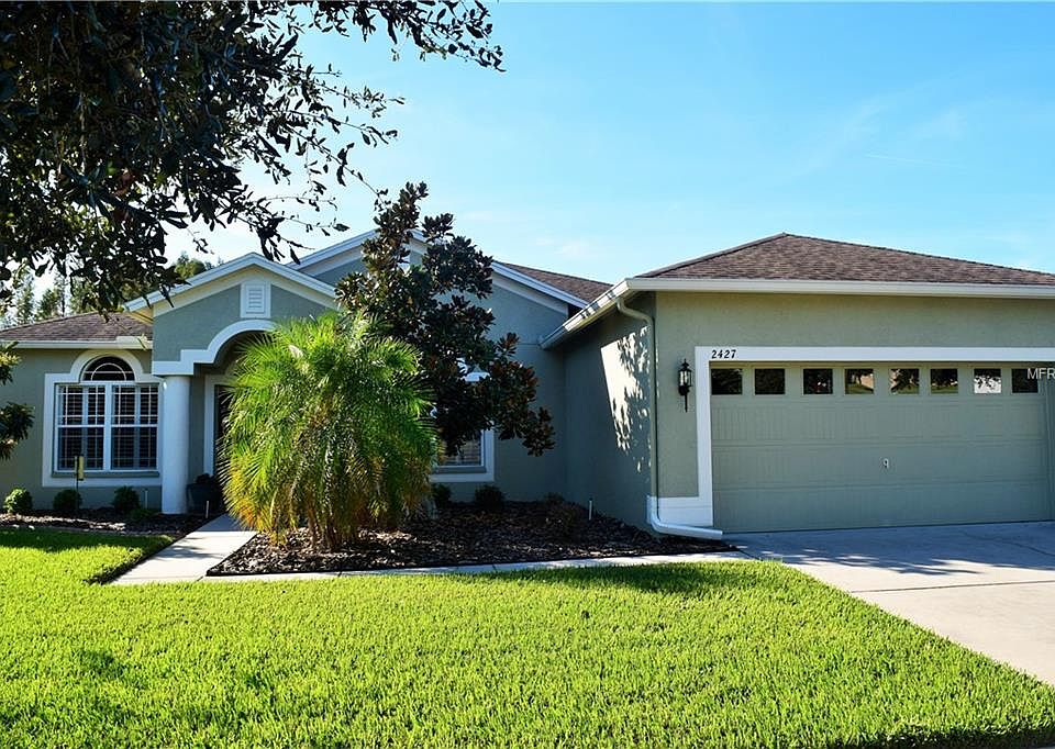 1st image of 2427 Nesslewood Dr