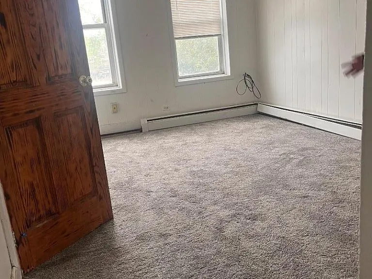 190 Heckel St #2 — Photo 3