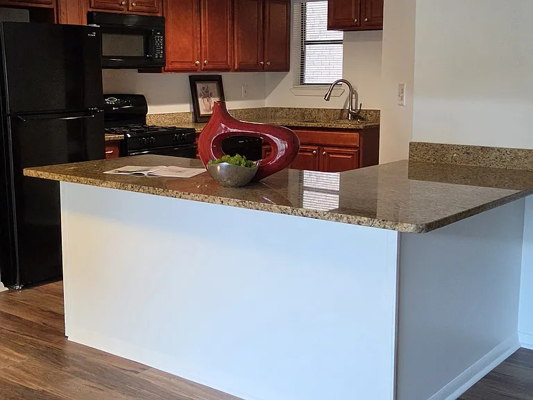 2192 Palmyra Dr SE — Photo 10