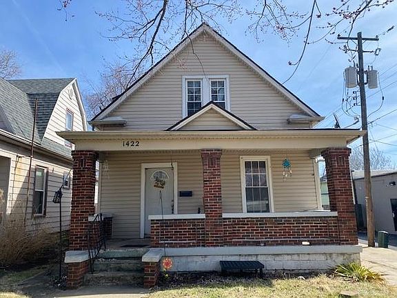 3rd image of 1422 Creighton Ave