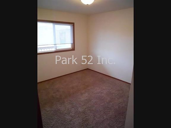 4th image of 630 N Prospect St #13