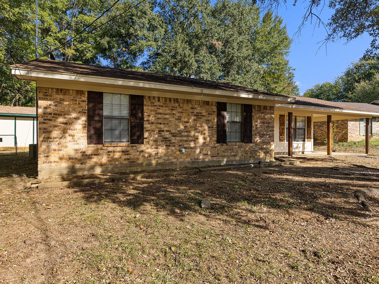 3 Bedroom 2 Bath Home — Photo 4