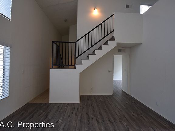 4th image of 11416 Albers St APT 210