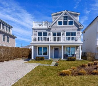 50 Tuckerman Ave, Middletown, RI, 02842
