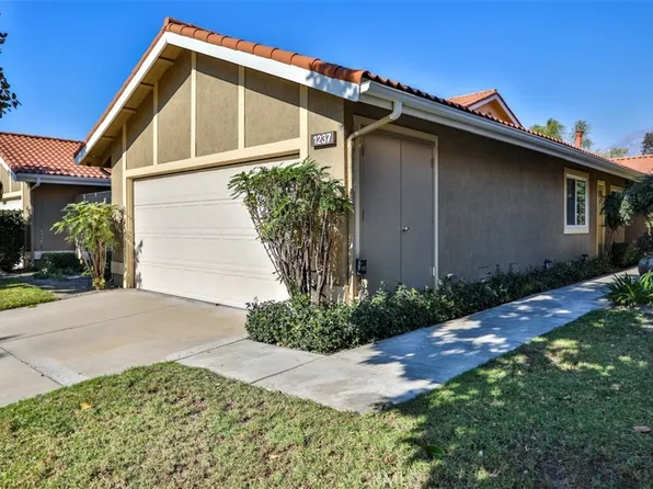 1237 Upland Hills Dr S, Upland, CA 91786