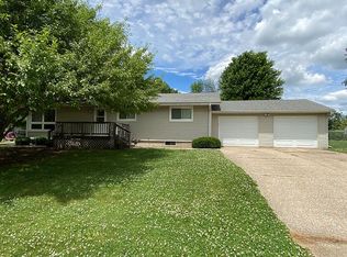532 S 2nd Ave, Danville, IA 52623