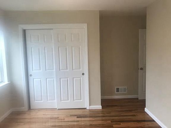 5th image of 140 Monahan Ave #B