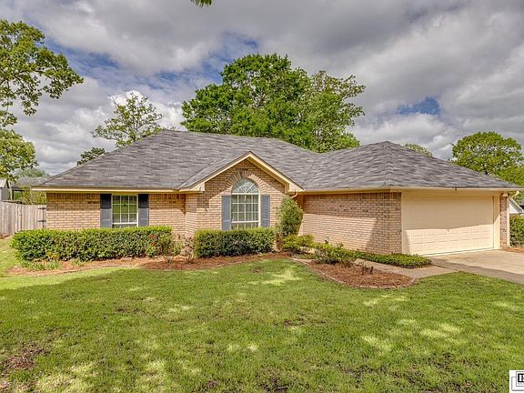 3rd image of 112 Olde Oaks Dr