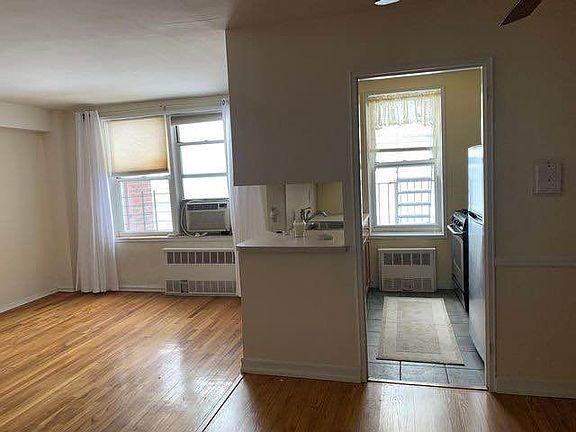 3rd image of 12310 Ocean Promenade APT 6D