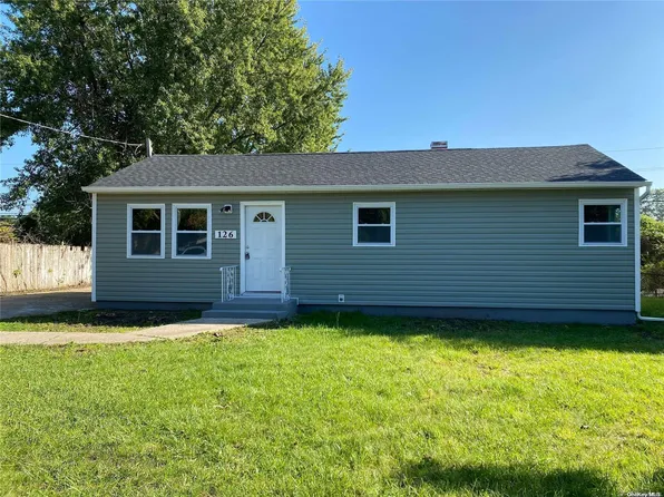 126 Suffolk Avenue, Brentwood, NY 11717