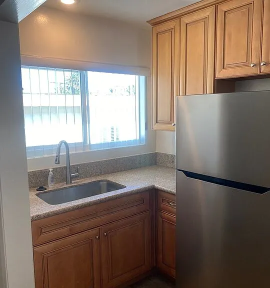 4244 Duquesne Ave #8 — Photo 2