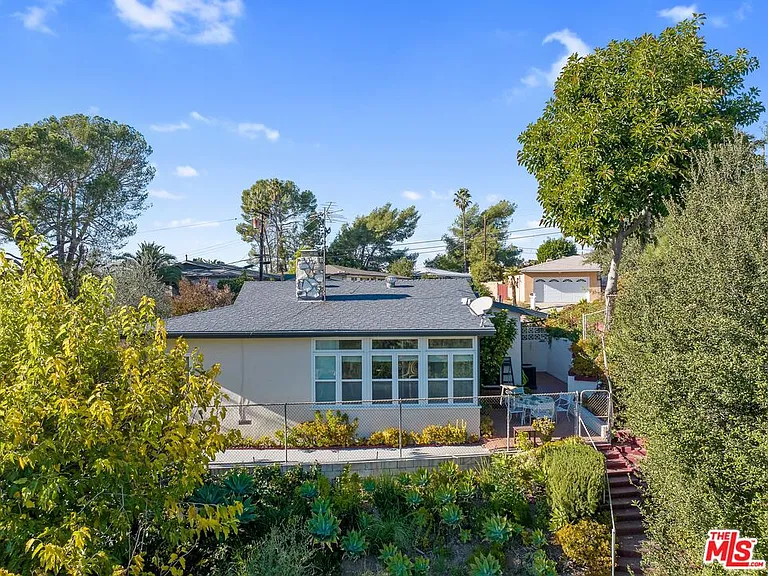 2648 Range Rd — Photo 2
