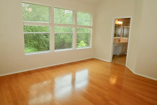 138 Chestnut Ct — Photo 10