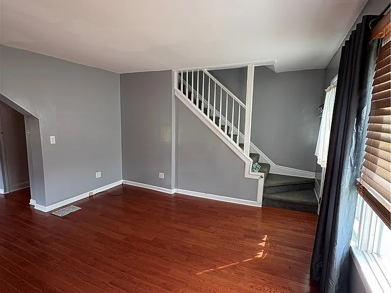 57 Abbottsford Pl — Photo 21