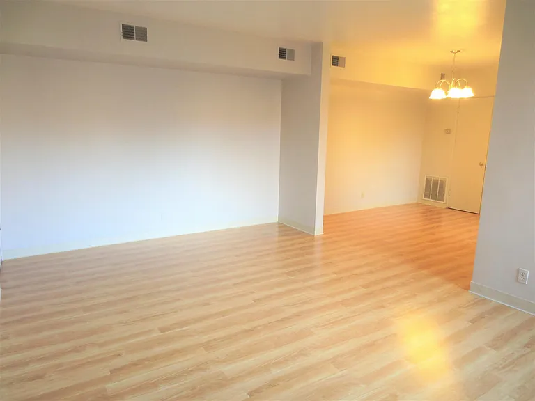 5710 Phillips Ave #A6 — Photo 15