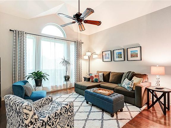4th image of 2104 Buckskin Cir