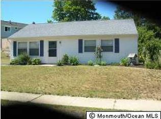 93 Schooner Ave, Barnegat, NJ 08005