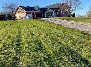 1211 Y Dr, Amana, IA 52203