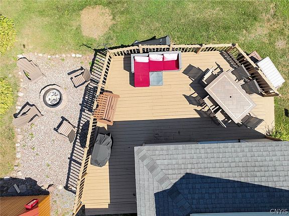 3rd image of 2109 Vincent Ave