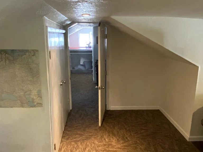 234 S Johnson Ave — Photo 25