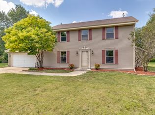 62 E Prospect Ct, Hartford, WI