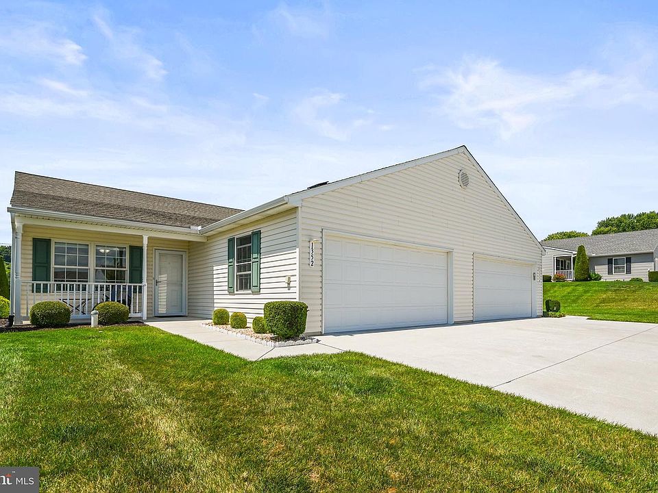 1st image of 1352 Pleasant View Dr #80
