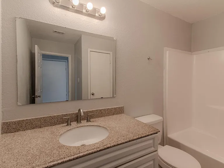 100 Uhland Rd #3 — Photo 17