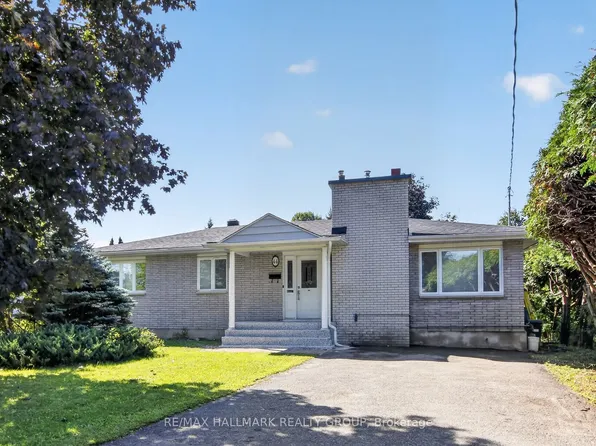 44 Appleford St, Ottawa, ON K1J 6T8