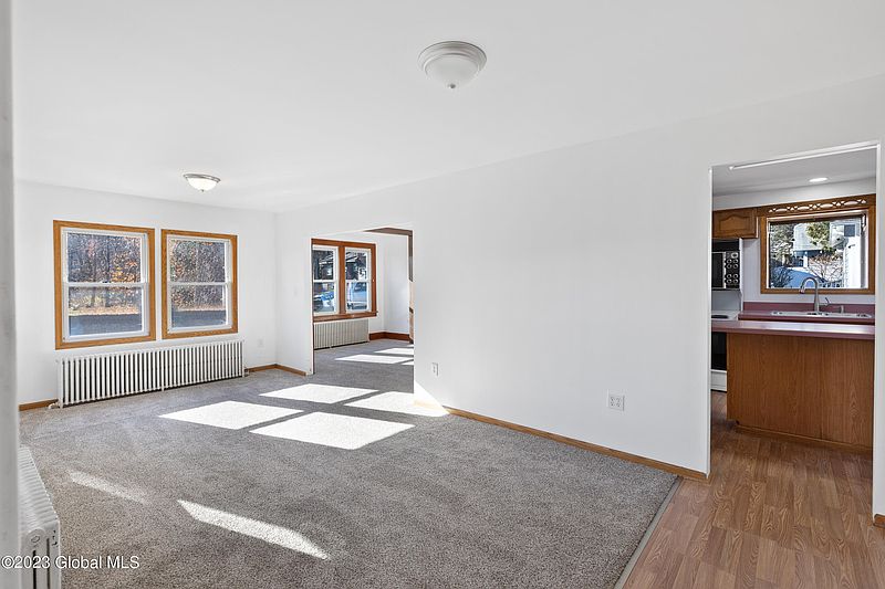 3rd image of 6 Chestnut Street