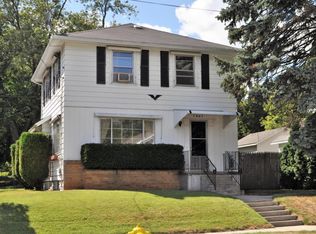 1401 Garfield Ave NW, Grand Rapids, MI 49504