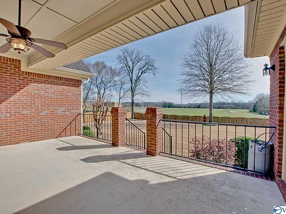 3rd image of 3105 Kincade Cir SE