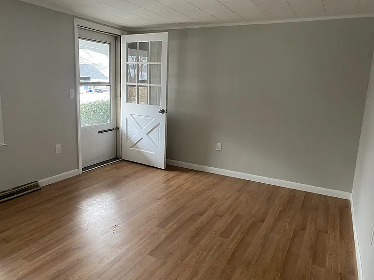 10 Lane Ct — Photo 2