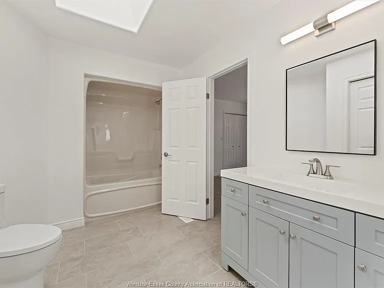 3316 Kenilworth Dr — Photo 20