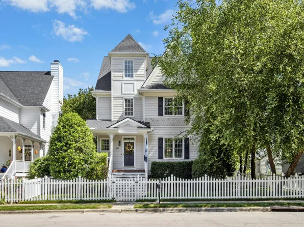 111 Chancellors Ridge Dr, Durham, NC 27713