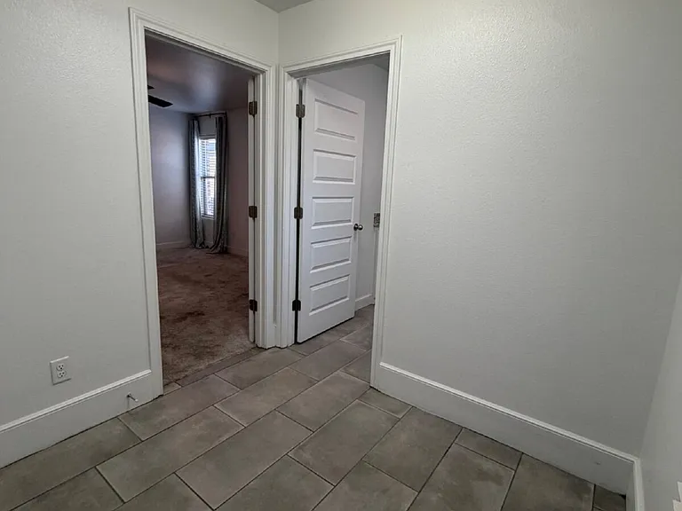 6303 73rd St #B — Photo 15